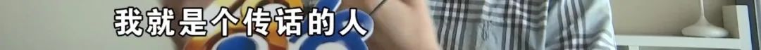 DƬ